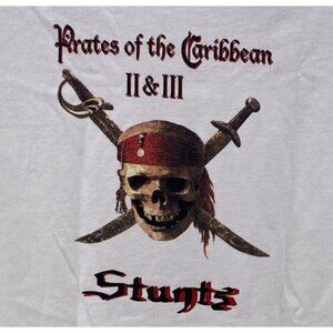 Pirates of the Caribbean T-Shirt S Movie Film Stunt Crew 2 3 Skull Sabers POTC